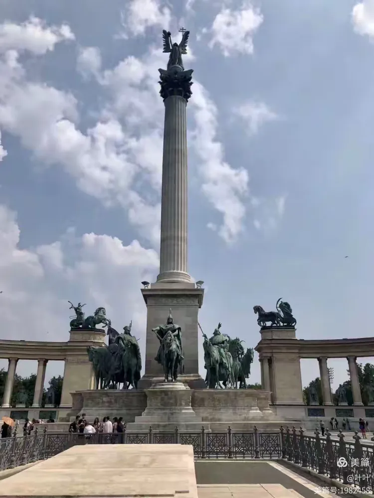 乐动体育-包含匈牙利全面崩溃，斯洛文尼亚开心晋级的词条